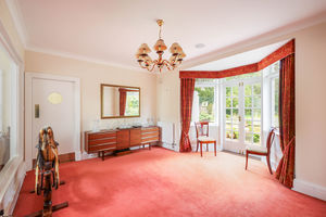 Photo 25- click for photo gallery